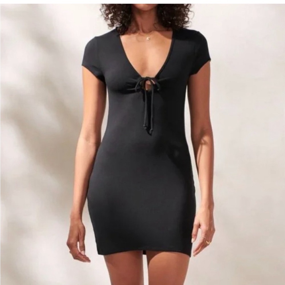Abercrombie mini dress with keyhole detail